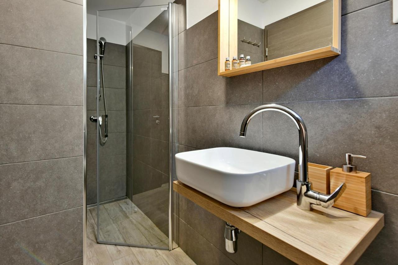 Pikarin Rooms B&B Врсар Экстерьер фото
